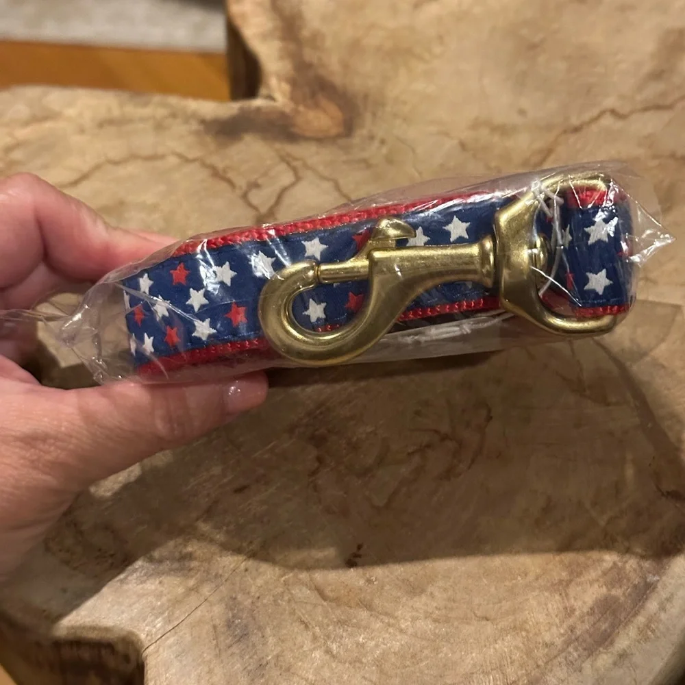 UP COUNTRY dogs Green Market Bamboo Collection Two Collars and Two Leashes
